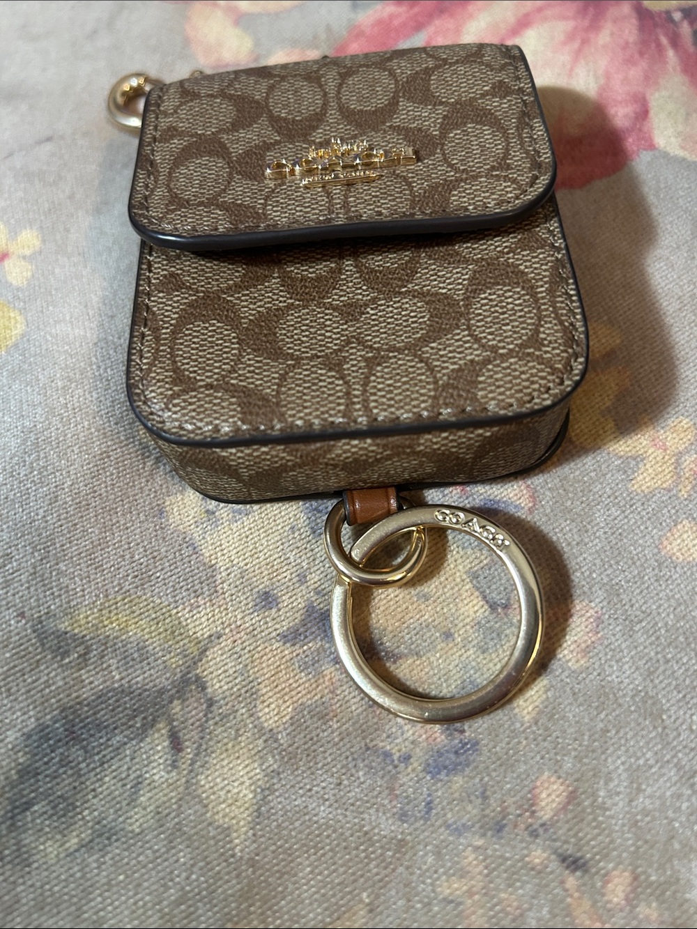 Coach Brown Signature Canvas Earbud Charging Case Pouch and Keyring - Picture 4 of 5
